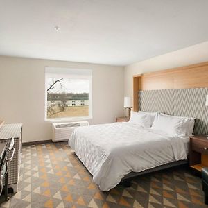 King Room Roll Shower Hearing Accessible or Non-Smoking